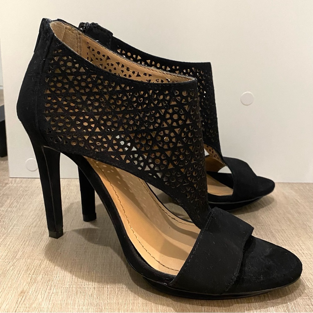 Size 7 Black Suede BCBGeneration Heels